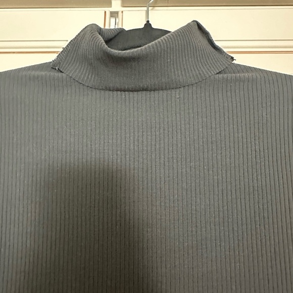 REFORMATION Black Maya Dress - Picture 3 of 10